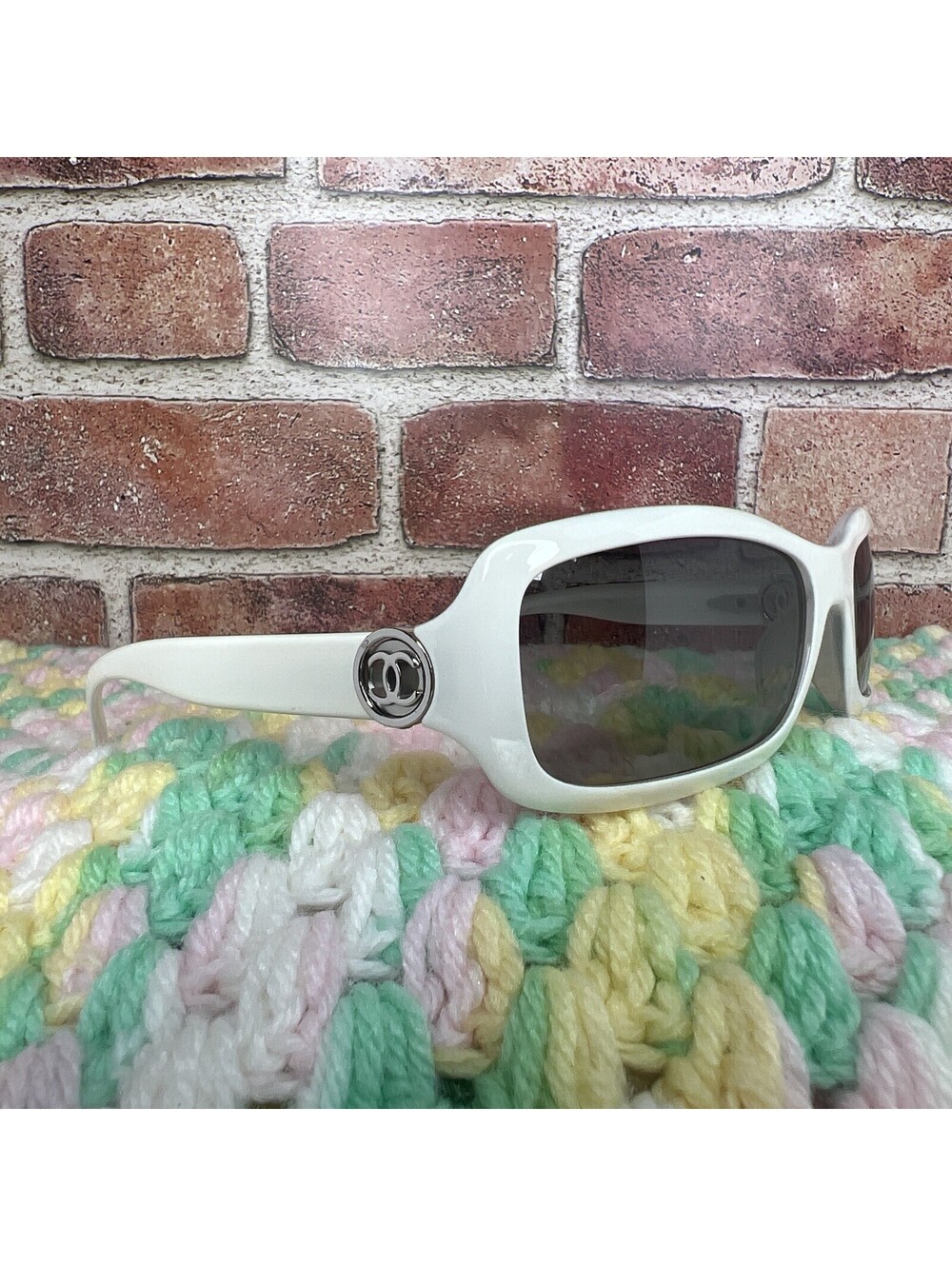 Vintage CHANEL 6024 C.935/11 Sunglasses ~ White ~ Clean ~ Video Attached ~ Read